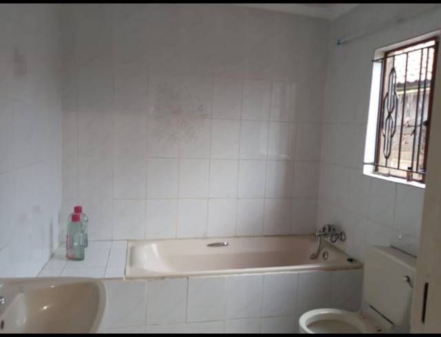 3 BEDROOM PROPERTY TO RENT IN PROTEA GLEN